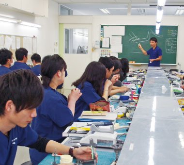 歯科理工学