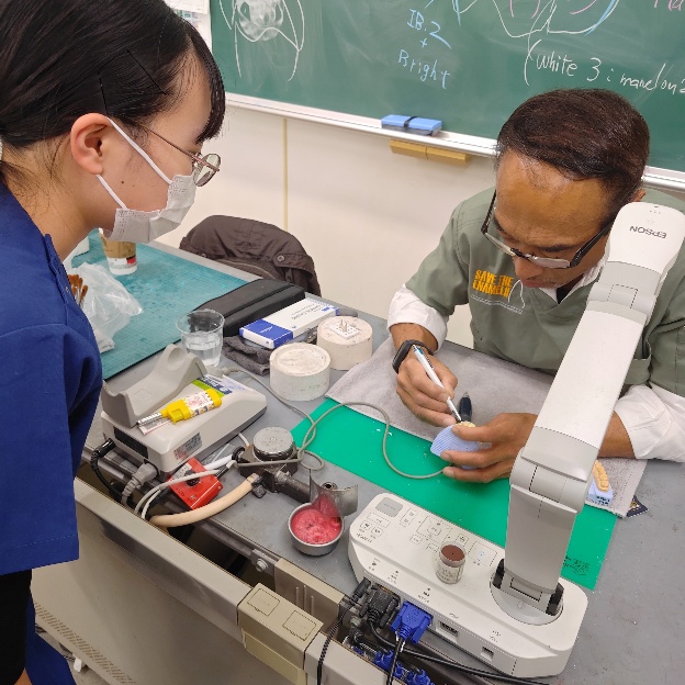 Ｒ７ 山田和伸先生ポーセレンセミナー（技工士科）