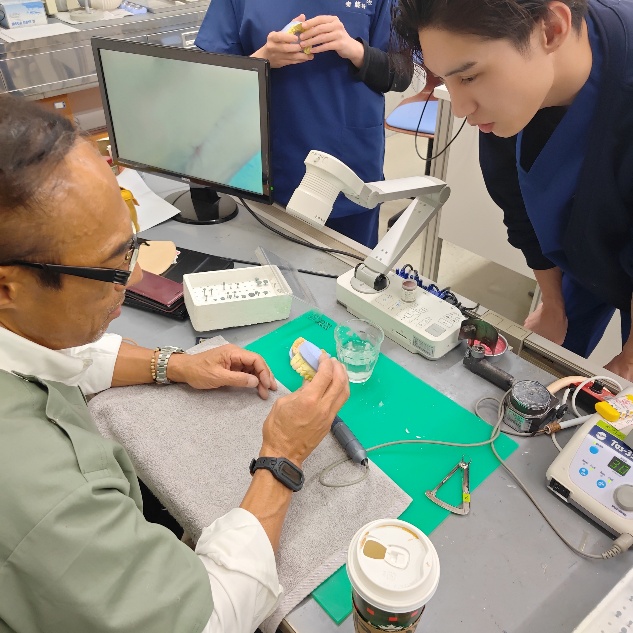 Ｒ７ 山田和伸先生ポーセレンセミナー（技工士科）