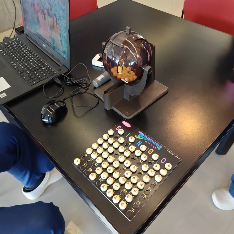 R7彫刻大会＆クリスマス会（技工士科）