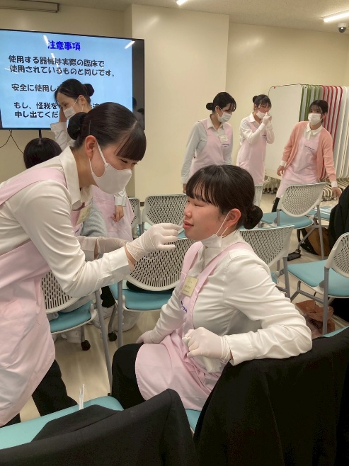 スキルスラボ実習（衛生士科）