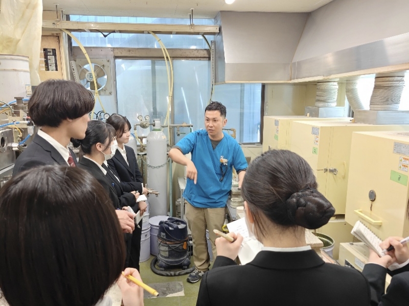 企業見学